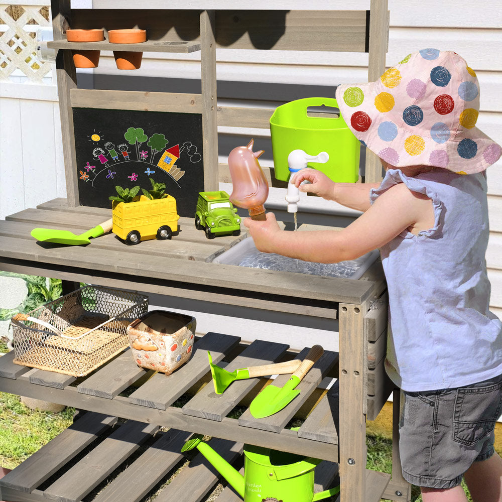 kid  Potting Bench close up