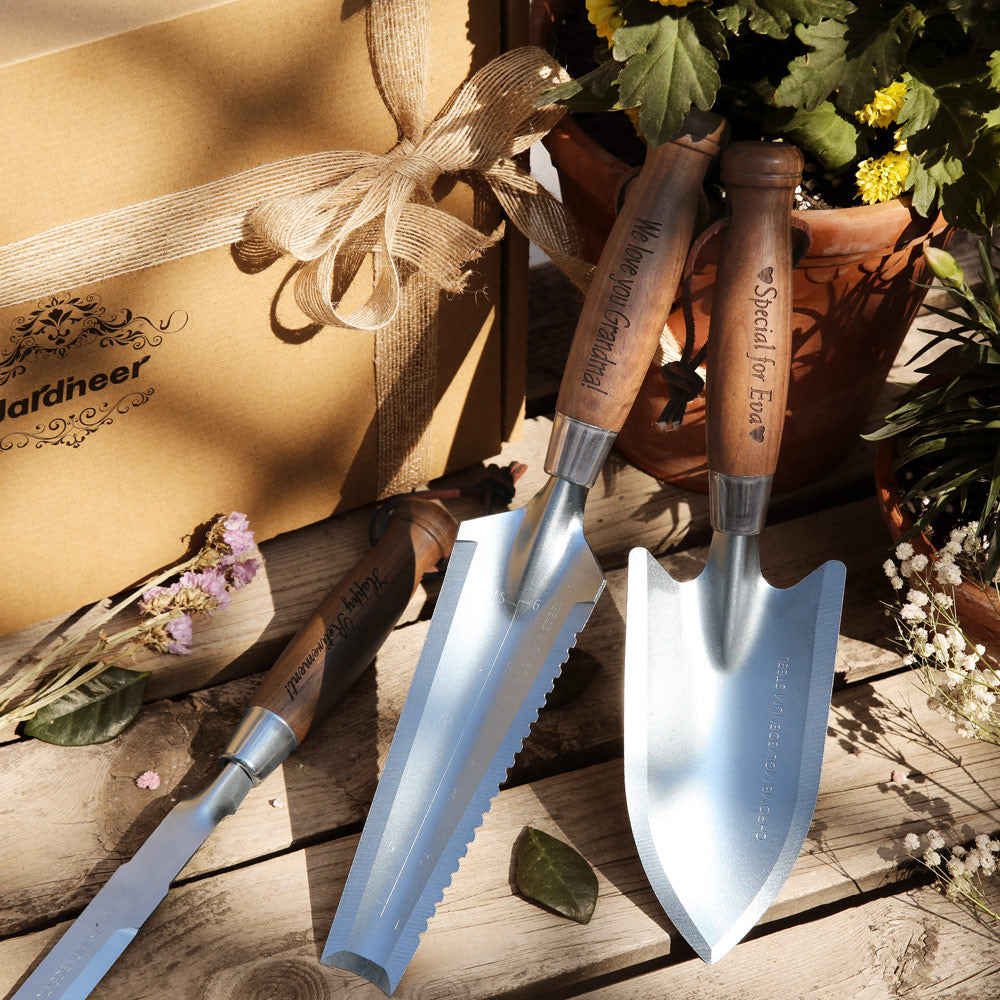 personalized garden tools details